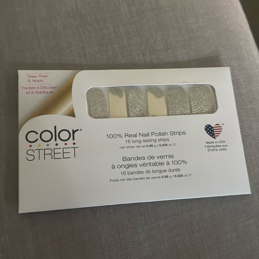 Color Street Nail Polish Strips
Out Of Line